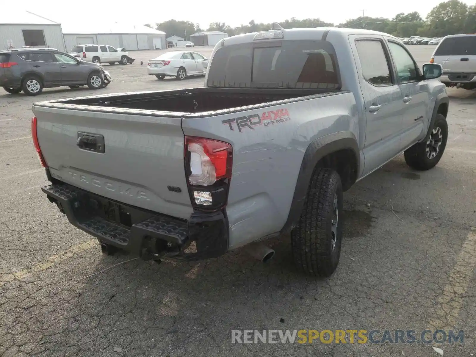 4 Photograph of a damaged car 3TMCZ5AN2KM268056 TOYOTA TACOMA 2019