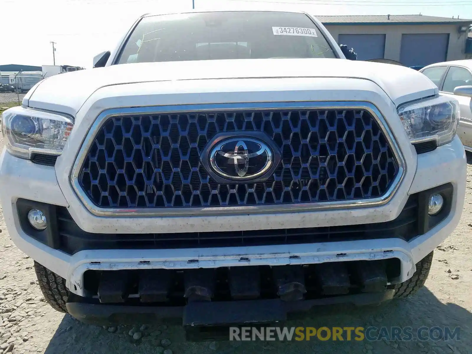 9 Photograph of a damaged car 3TMCZ5AN2KM268378 TOYOTA TACOMA 2019