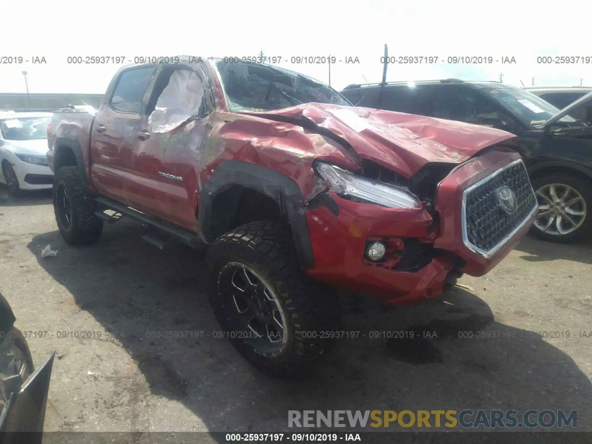 1 Photograph of a damaged car 3TMCZ5AN2KM269191 TOYOTA TACOMA 2019