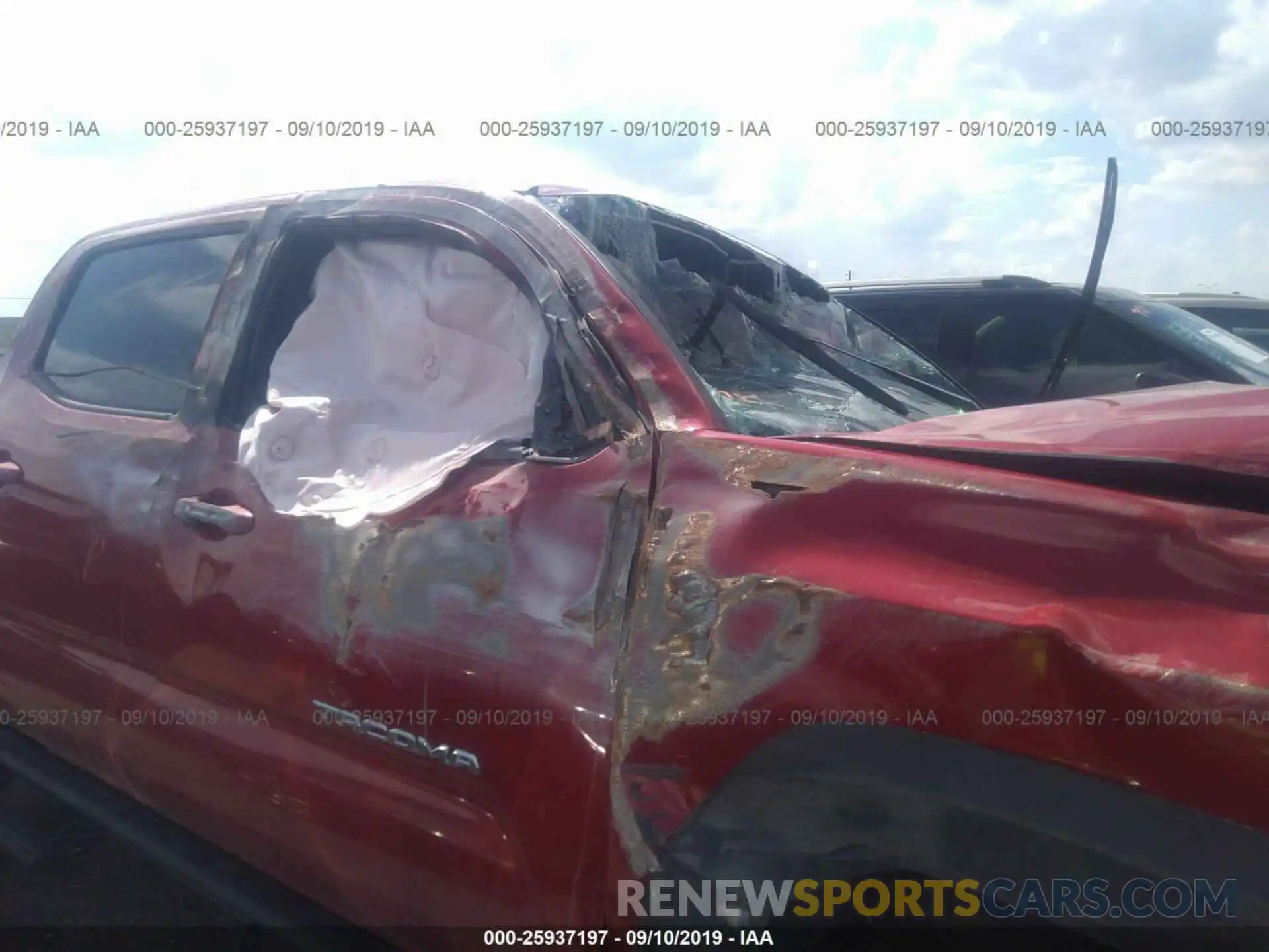 6 Photograph of a damaged car 3TMCZ5AN2KM269191 TOYOTA TACOMA 2019