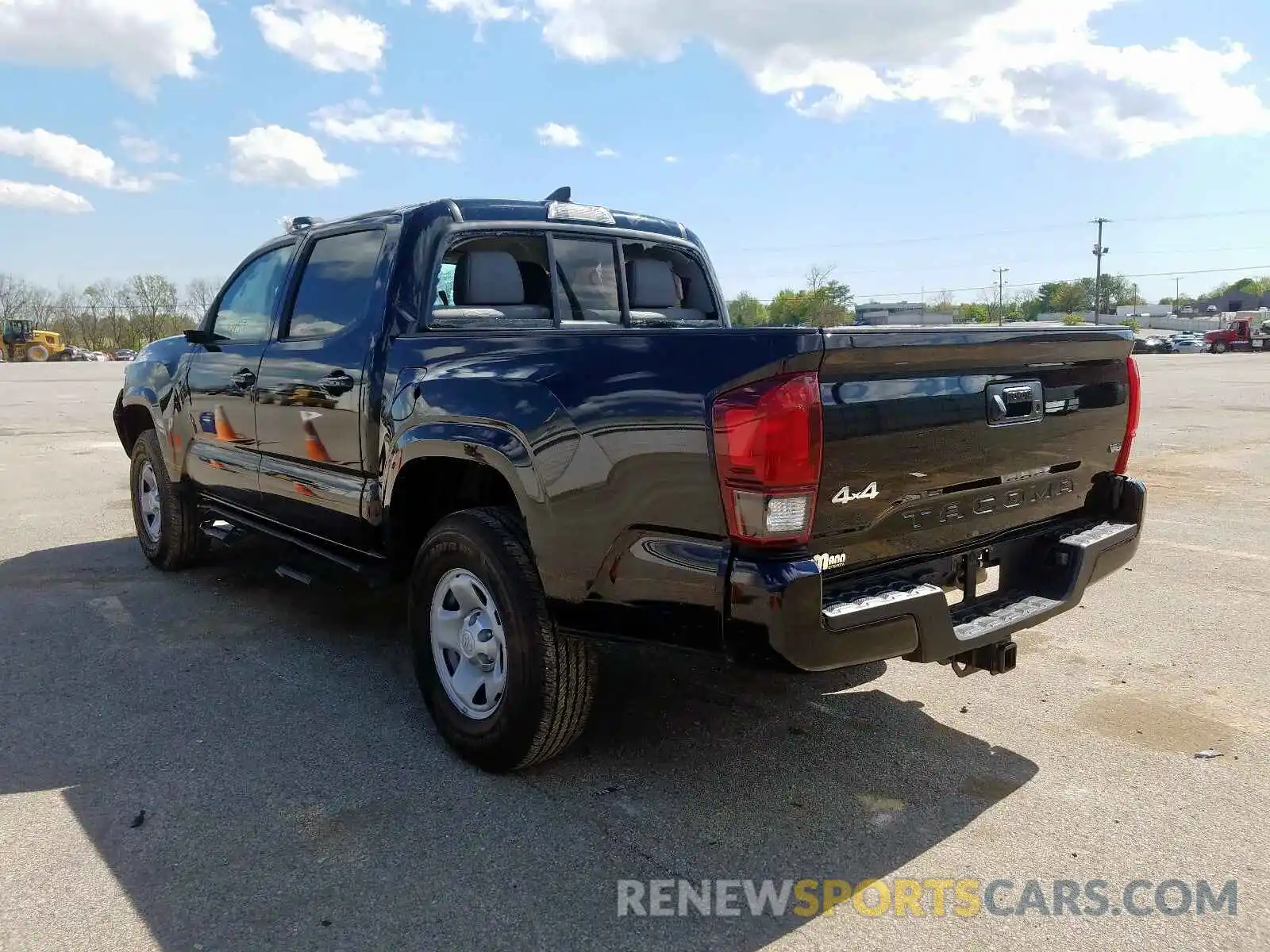 3 Photograph of a damaged car 3TMCZ5AN2KM270048 TOYOTA TACOMA 2019