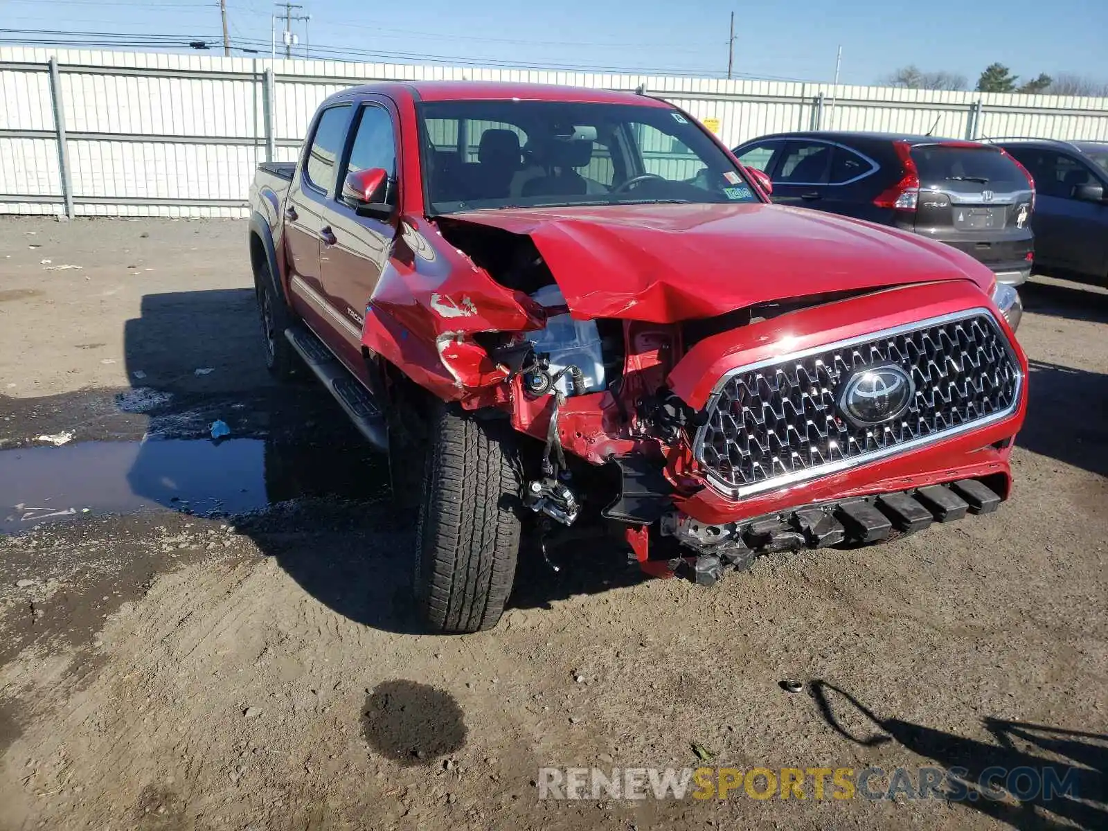 1 Photograph of a damaged car 3TMCZ5AN2KM270132 TOYOTA TACOMA 2019