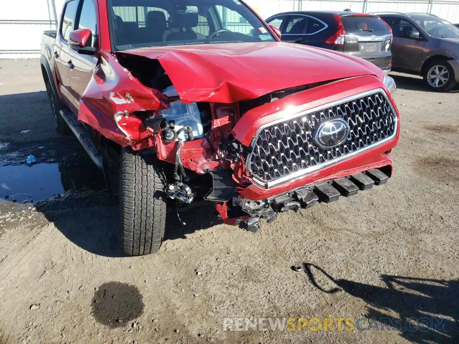 9 Photograph of a damaged car 3TMCZ5AN2KM270132 TOYOTA TACOMA 2019