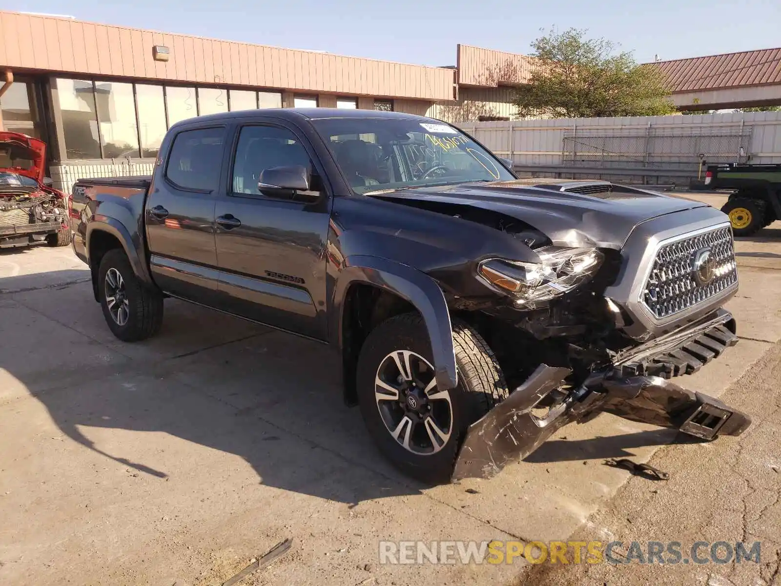 1 Photograph of a damaged car 3TMCZ5AN2KM277954 TOYOTA TACOMA 2019