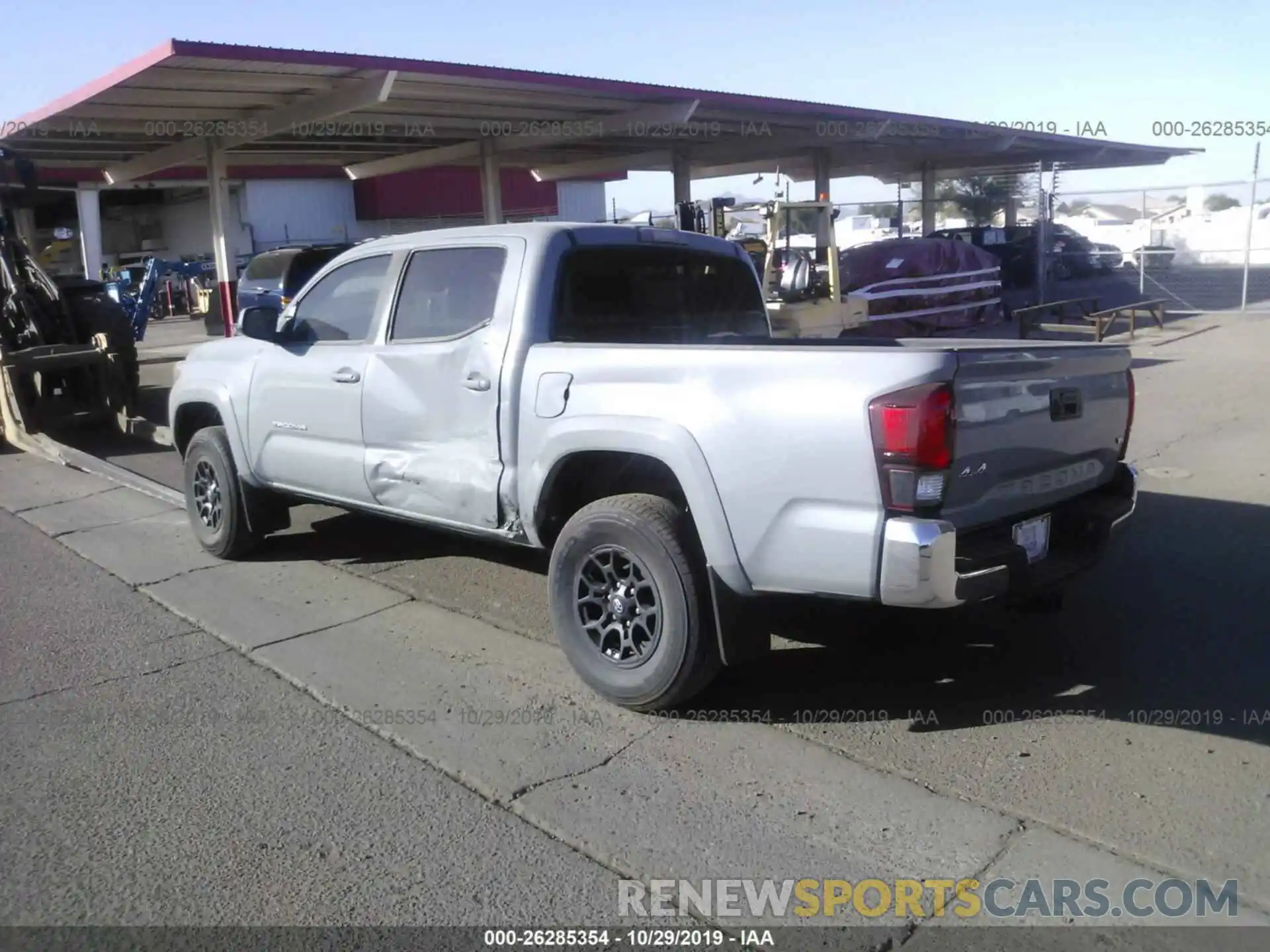 3 Photograph of a damaged car 3TMCZ5AN2KM281616 TOYOTA TACOMA 2019