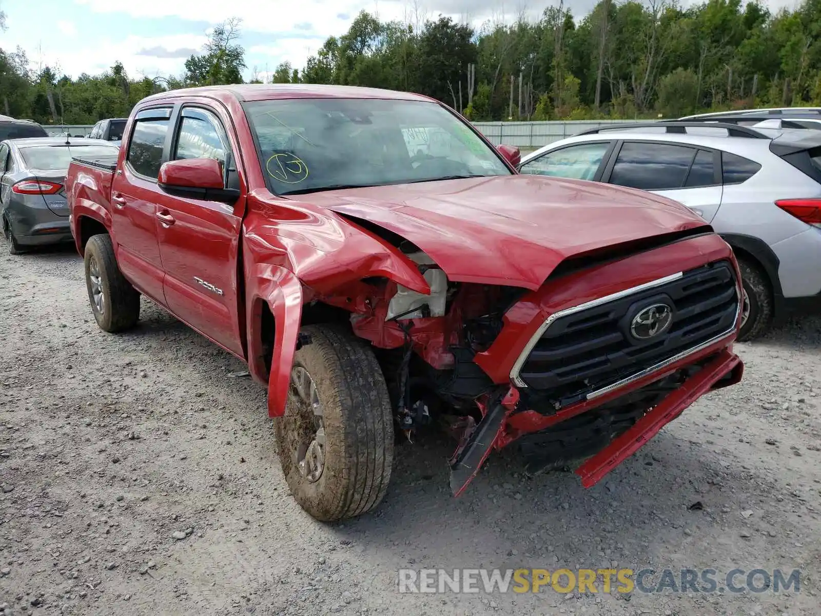 1 Photograph of a damaged car 3TMCZ5AN2KM286508 TOYOTA TACOMA 2019