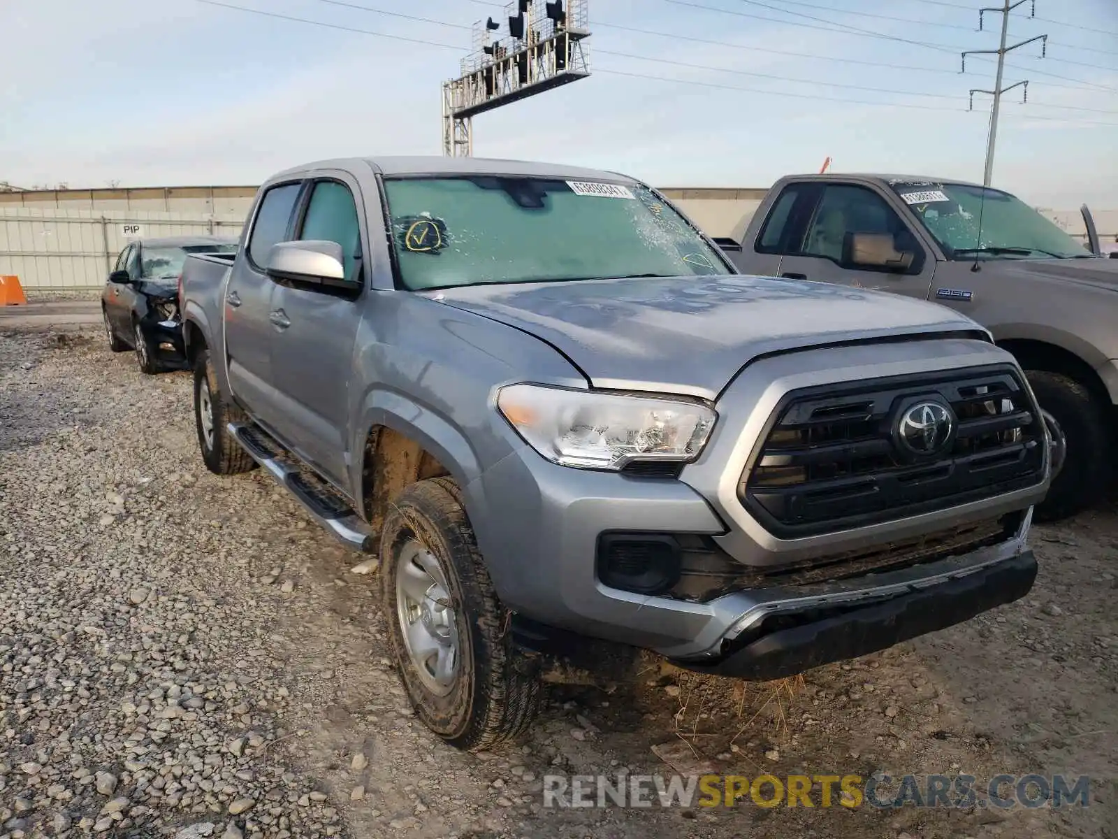 1 Photograph of a damaged car 3TMCZ5AN3KM192055 TOYOTA TACOMA 2019