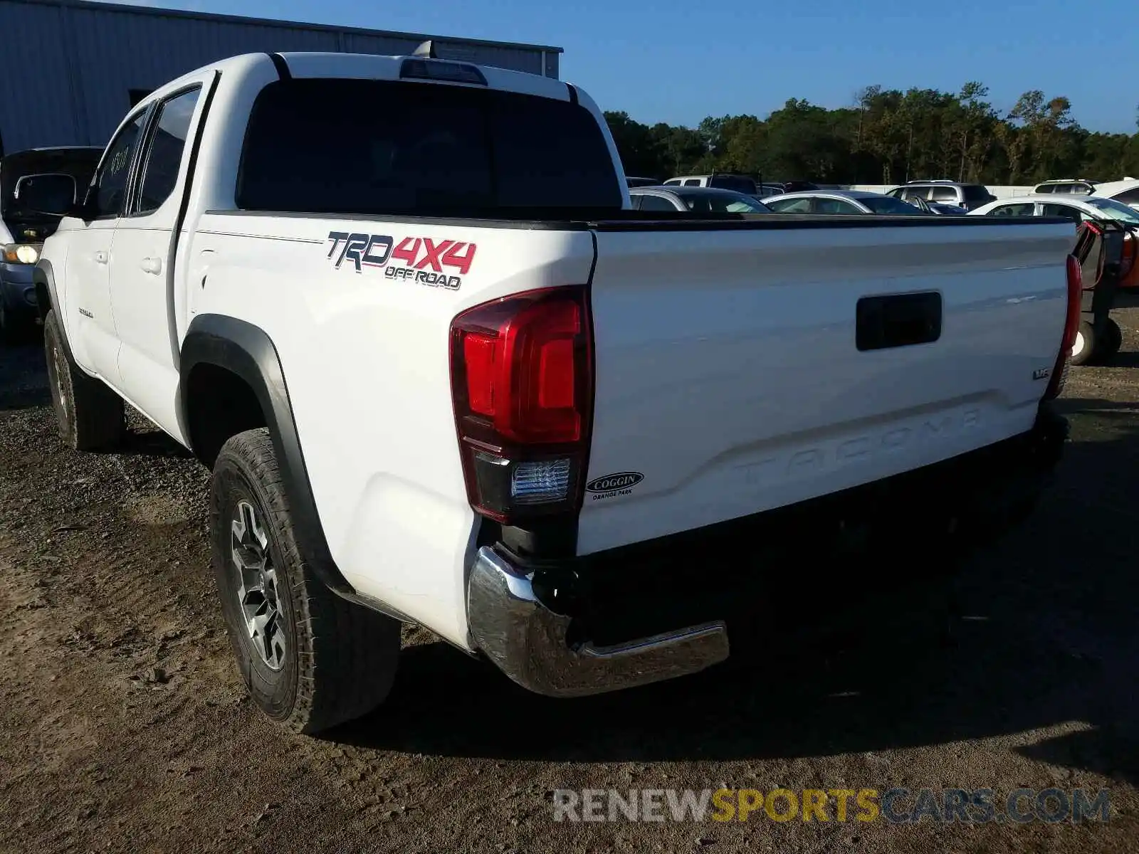 3 Photograph of a damaged car 3TMCZ5AN3KM193299 TOYOTA TACOMA 2019