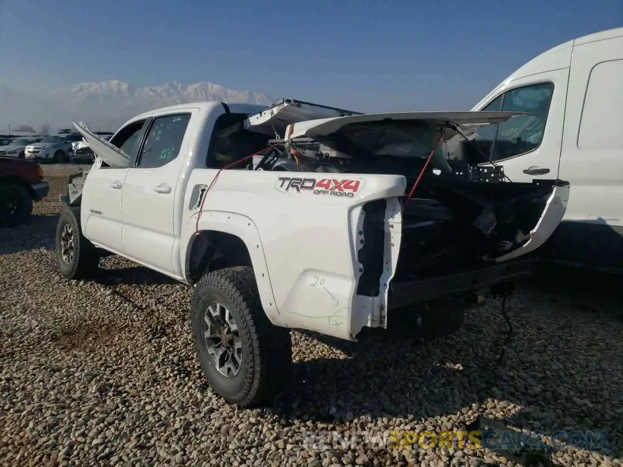 3 Photograph of a damaged car 3TMCZ5AN3KM193318 TOYOTA TACOMA 2019