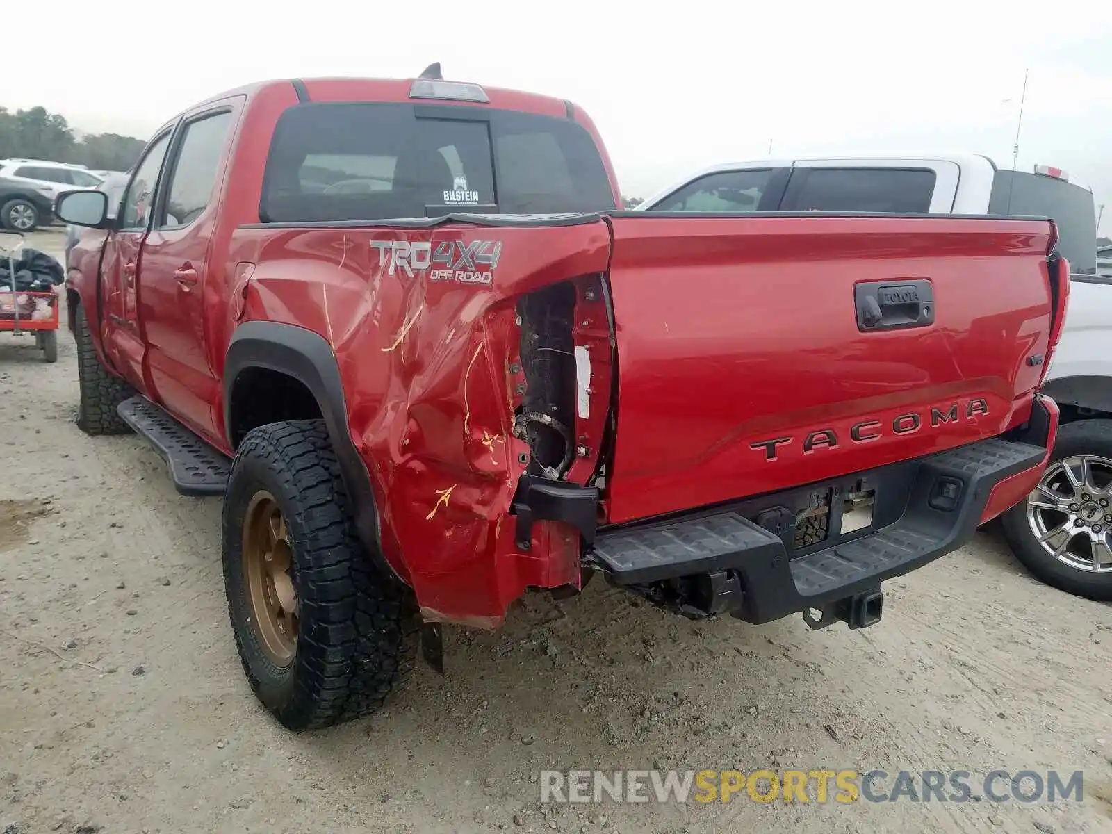 3 Photograph of a damaged car 3TMCZ5AN3KM197868 TOYOTA TACOMA 2019