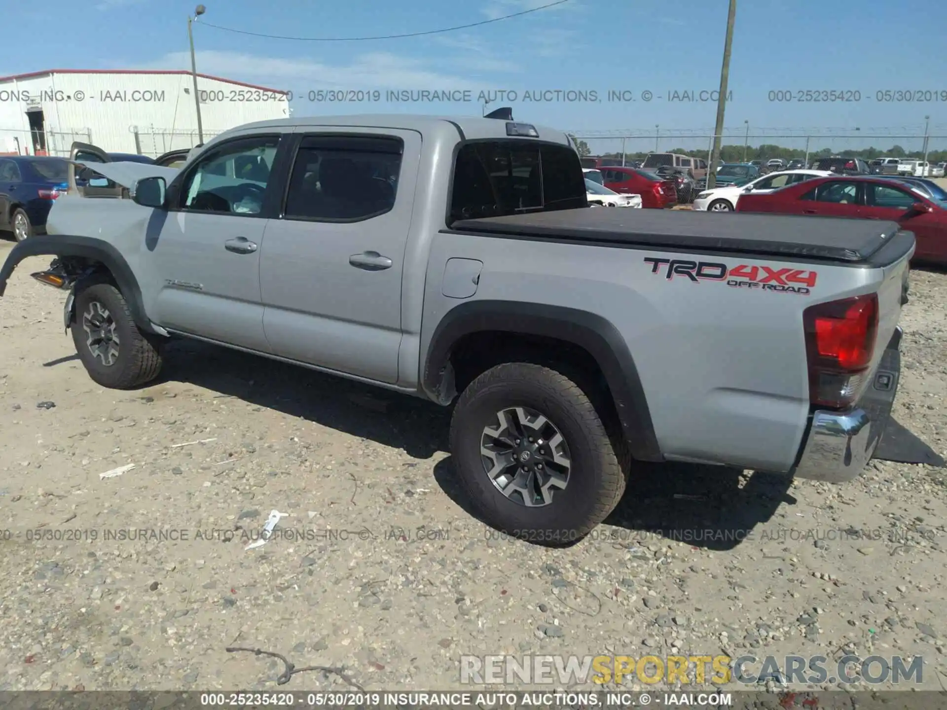 3 Photograph of a damaged car 3TMCZ5AN3KM201451 TOYOTA TACOMA 2019