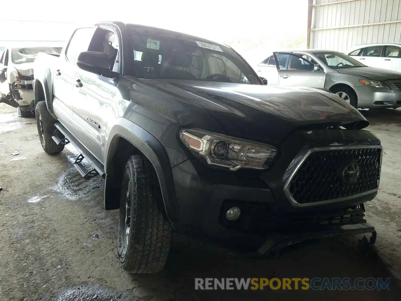 1 Photograph of a damaged car 3TMCZ5AN3KM203636 TOYOTA TACOMA 2019