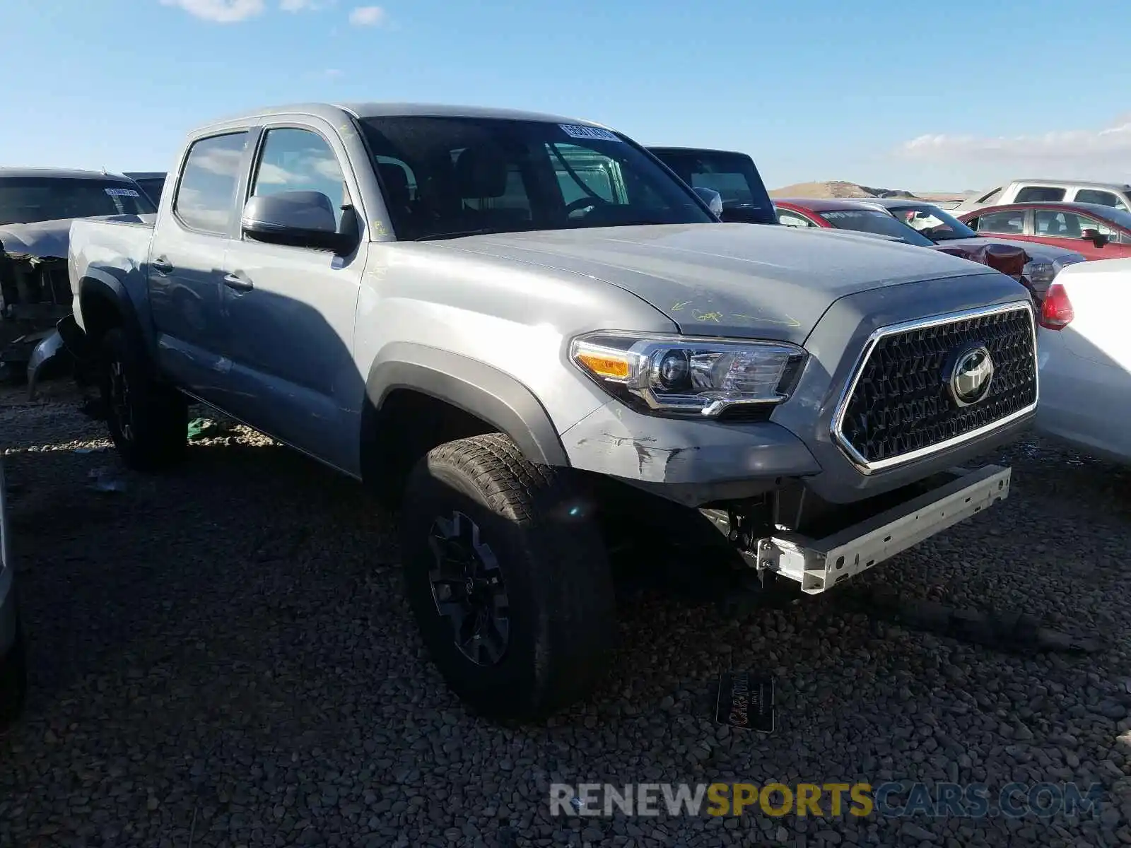 1 Photograph of a damaged car 3TMCZ5AN3KM204978 TOYOTA TACOMA 2019