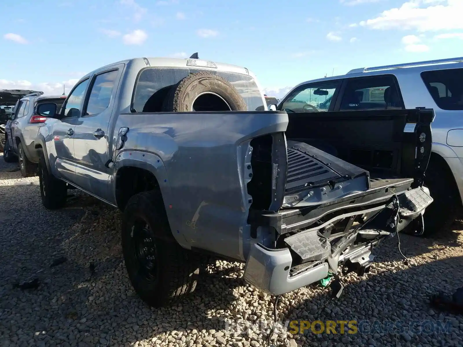 3 Photograph of a damaged car 3TMCZ5AN3KM204978 TOYOTA TACOMA 2019