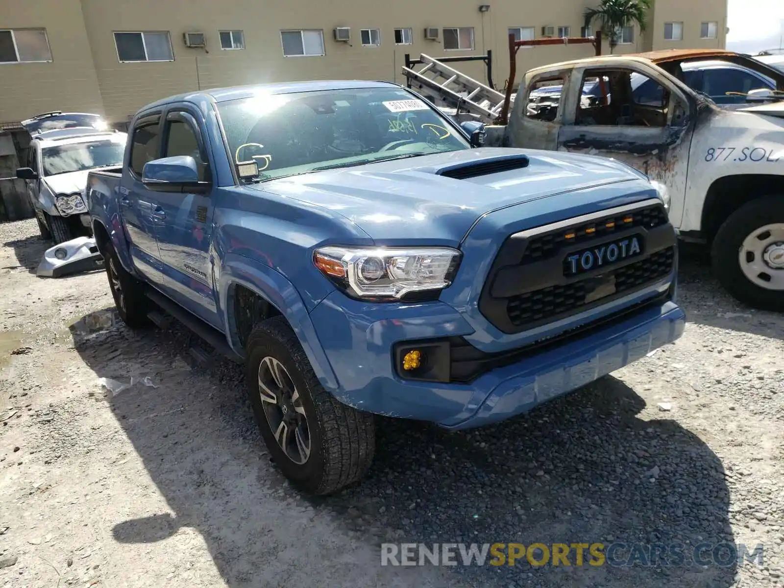 1 Photograph of a damaged car 3TMCZ5AN3KM206164 TOYOTA TACOMA 2019