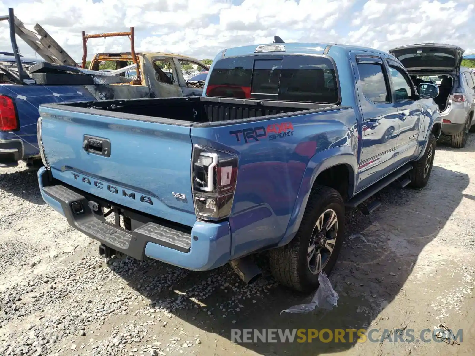 4 Photograph of a damaged car 3TMCZ5AN3KM206164 TOYOTA TACOMA 2019