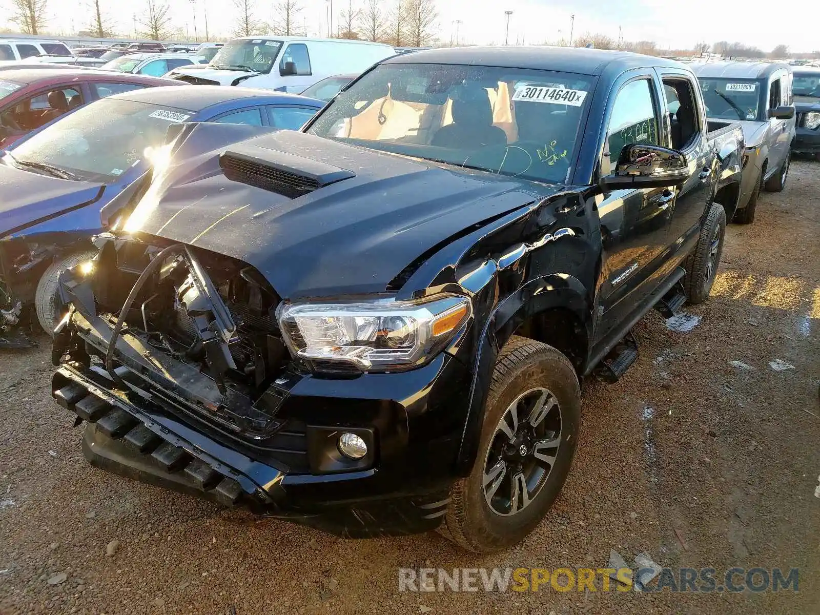 2 Фотография поврежденного автомобиля 3TMCZ5AN3KM207671 TOYOTA TACOMA 2019