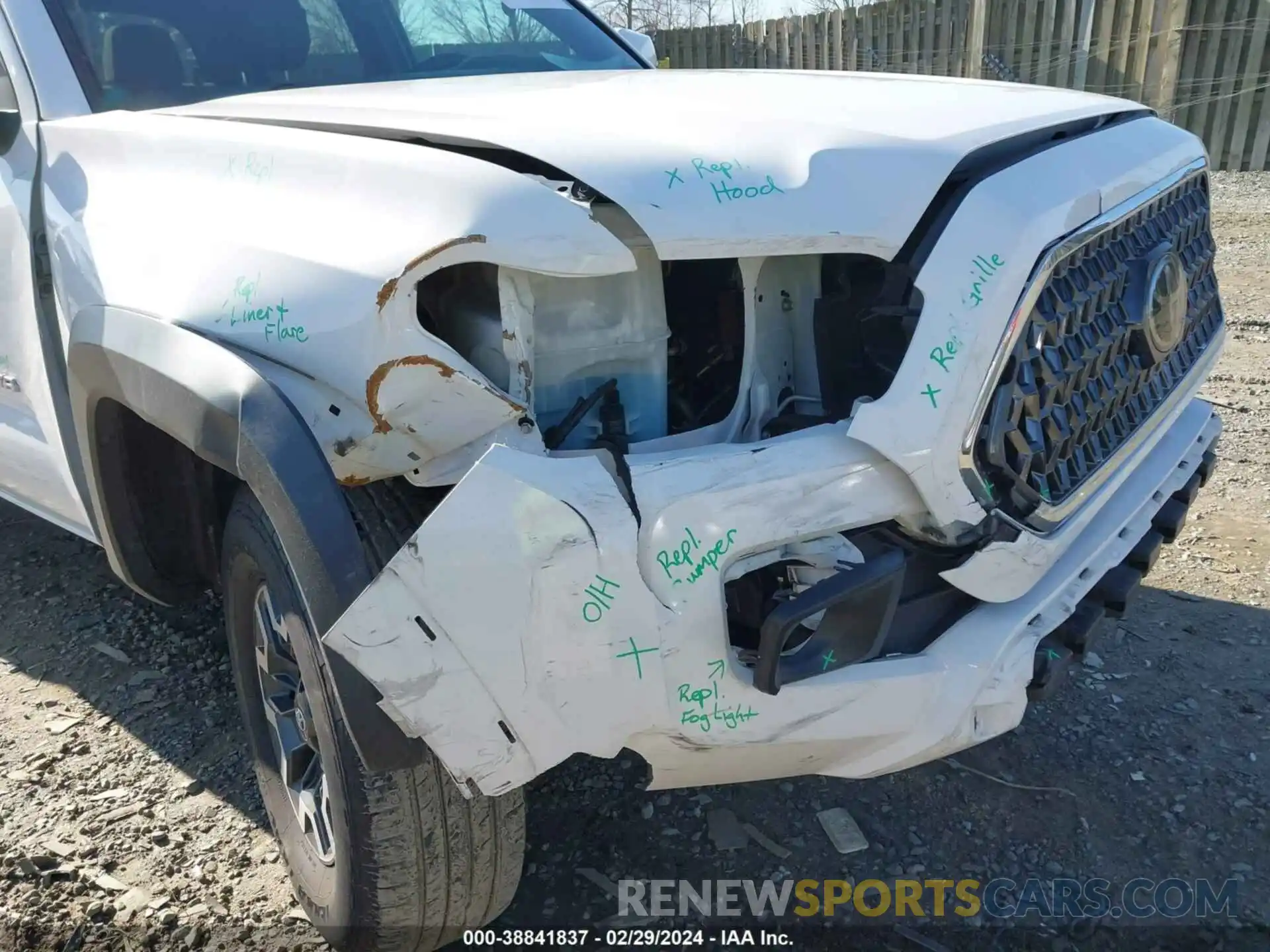 6 Photograph of a damaged car 3TMCZ5AN3KM210067 TOYOTA TACOMA 2019