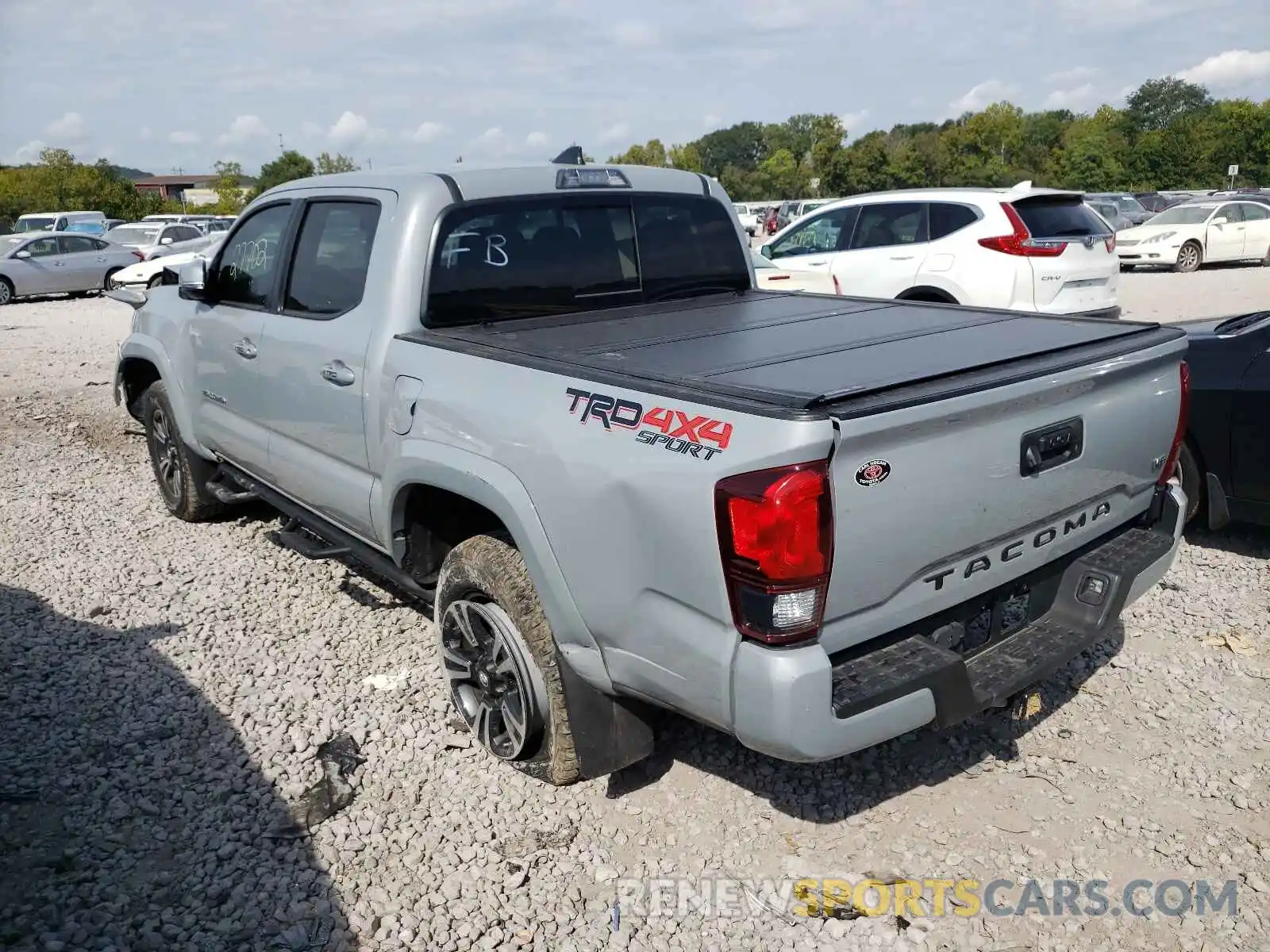 3 Photograph of a damaged car 3TMCZ5AN3KM212272 TOYOTA TACOMA 2019