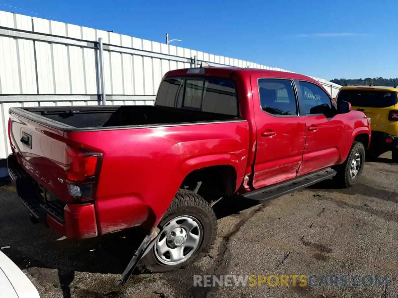 4 Photograph of a damaged car 3TMCZ5AN3KM213728 TOYOTA TACOMA 2019