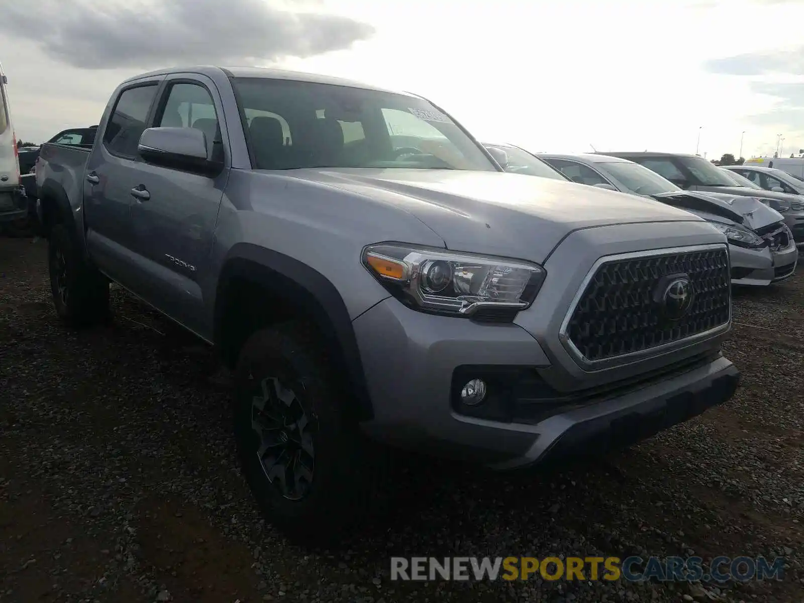 1 Photograph of a damaged car 3TMCZ5AN3KM220940 TOYOTA TACOMA 2019