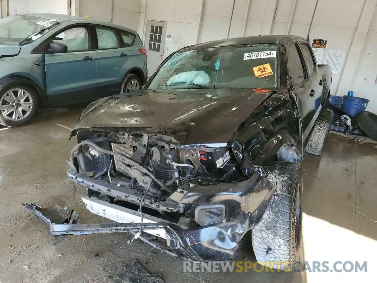 5 Photograph of a damaged car 3TMCZ5AN3KM220971 TOYOTA TACOMA 2019