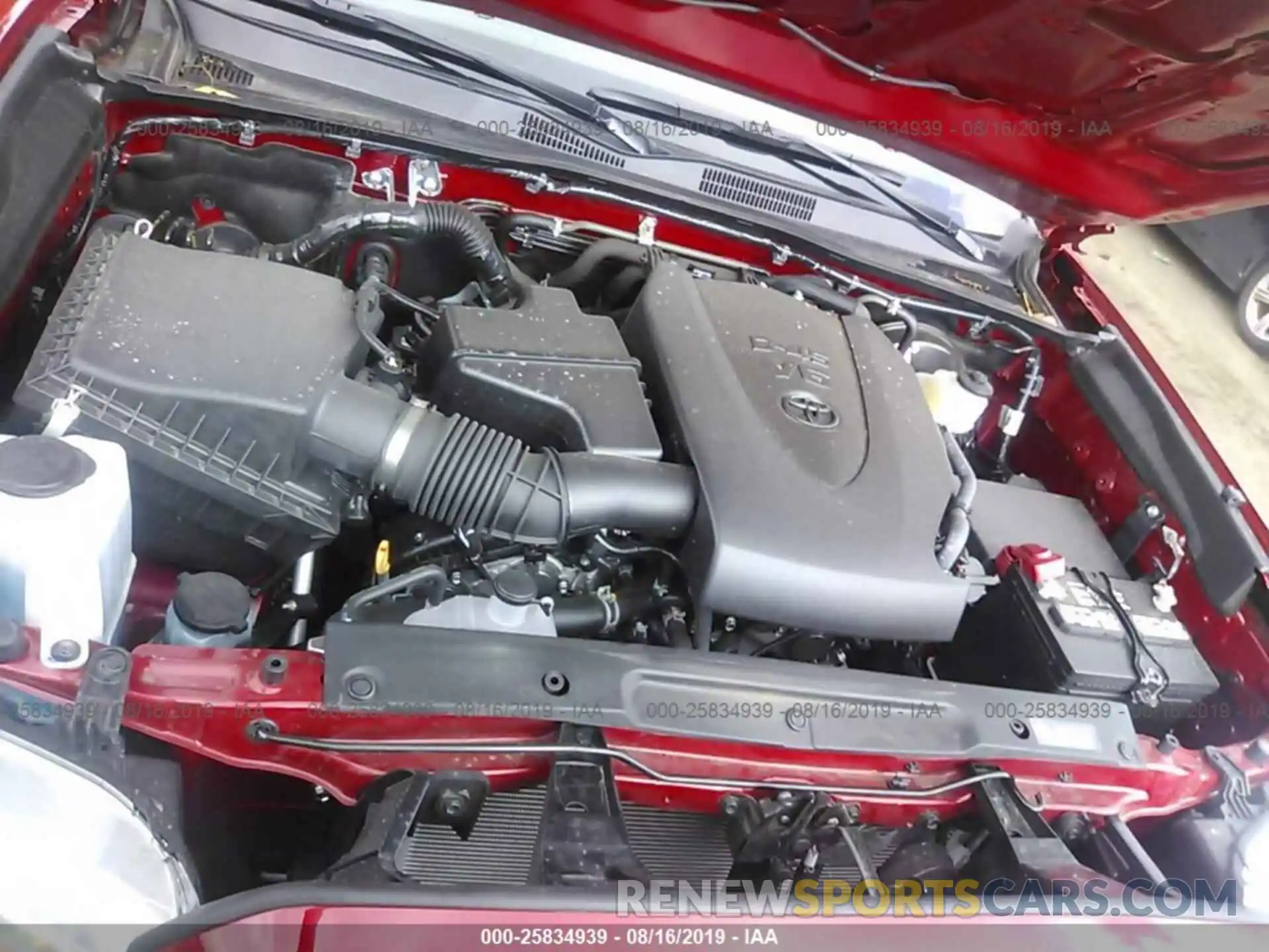 10 Photograph of a damaged car 3TMCZ5AN3KM225023 TOYOTA TACOMA 2019