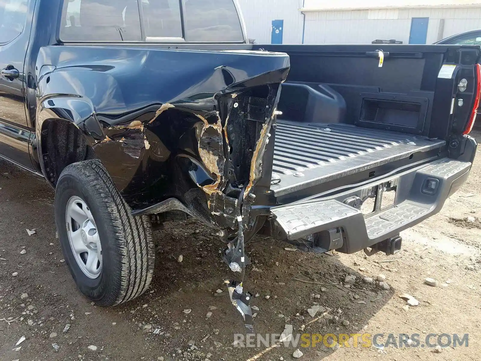 9 Photograph of a damaged car 3TMCZ5AN3KM225958 TOYOTA TACOMA 2019