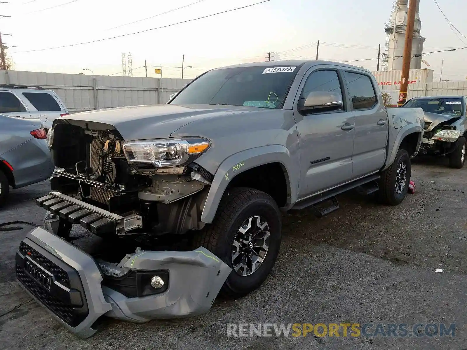 2 Photograph of a damaged car 3TMCZ5AN3KM226172 TOYOTA TACOMA 2019