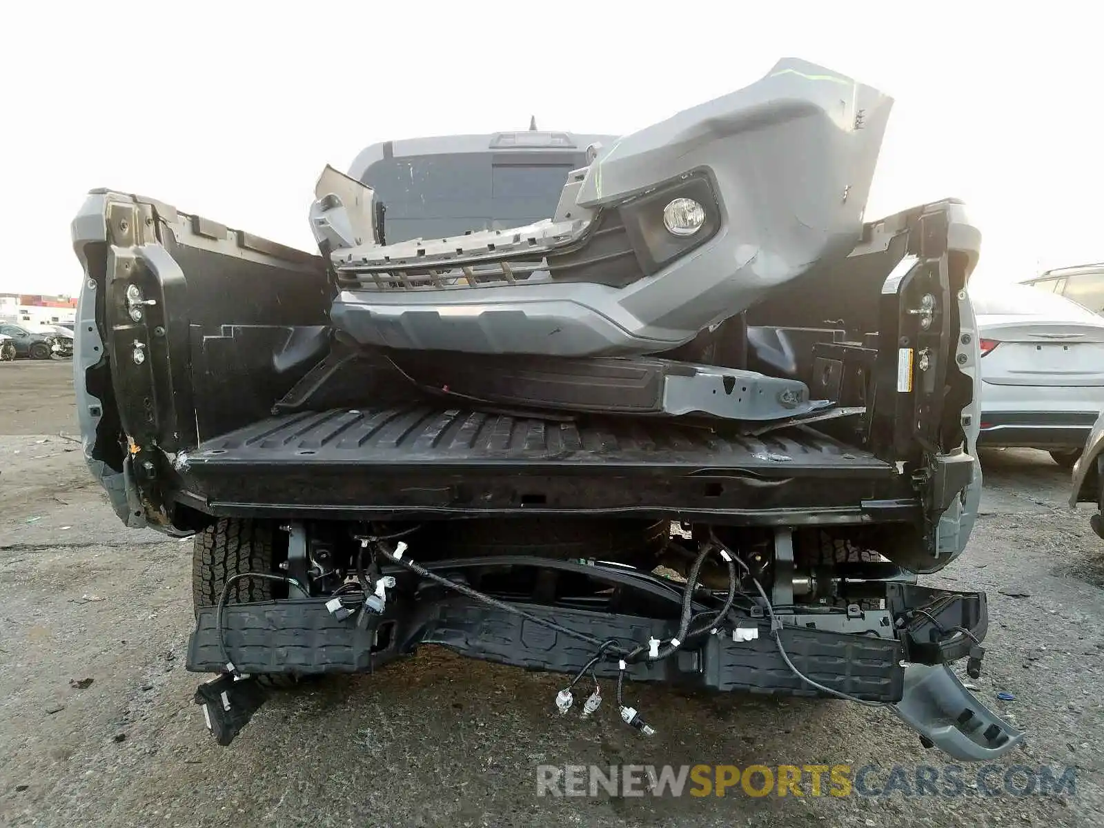 9 Photograph of a damaged car 3TMCZ5AN3KM226172 TOYOTA TACOMA 2019