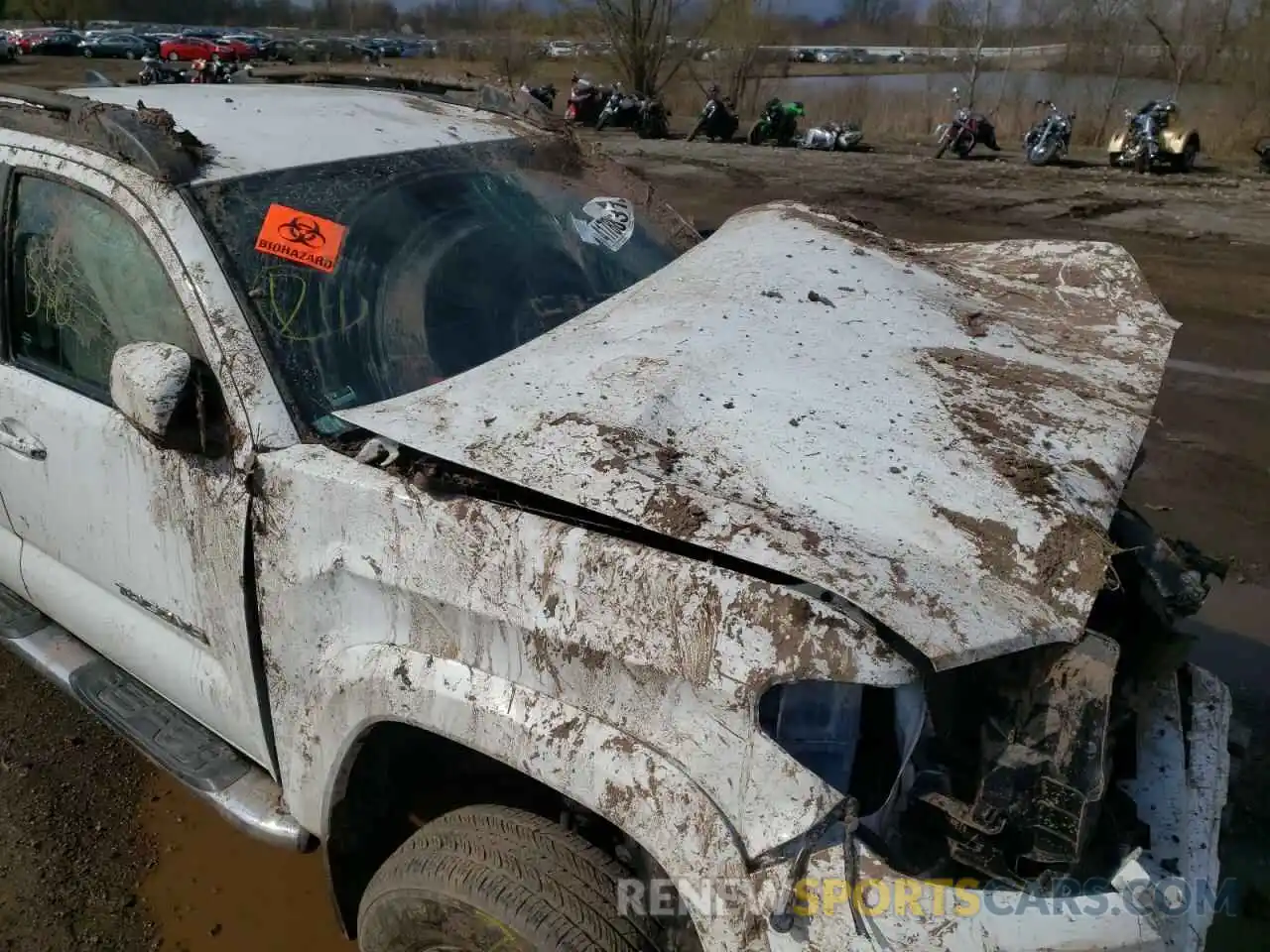 9 Photograph of a damaged car 3TMCZ5AN3KM226642 TOYOTA TACOMA 2019