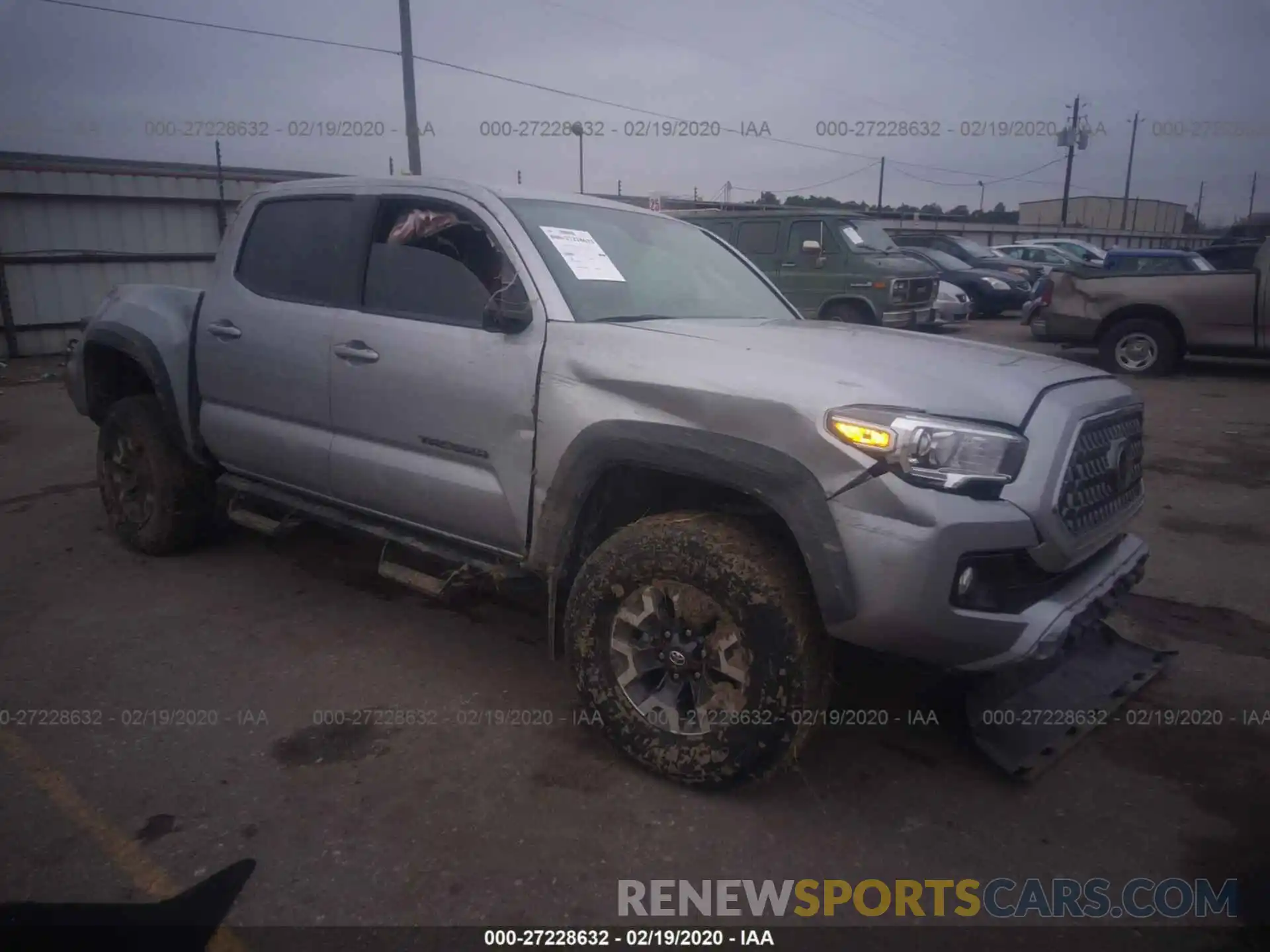 1 Photograph of a damaged car 3TMCZ5AN3KM233266 TOYOTA TACOMA 2019