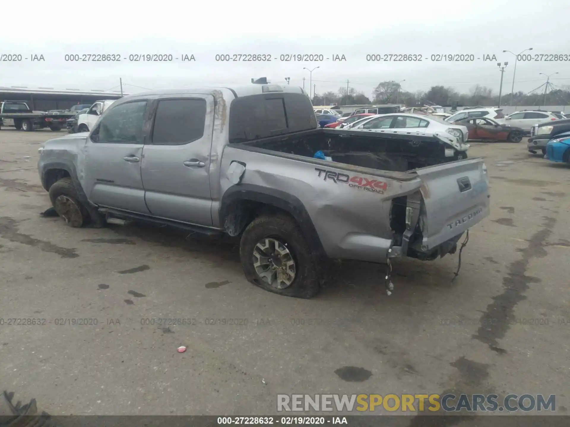 3 Photograph of a damaged car 3TMCZ5AN3KM233266 TOYOTA TACOMA 2019