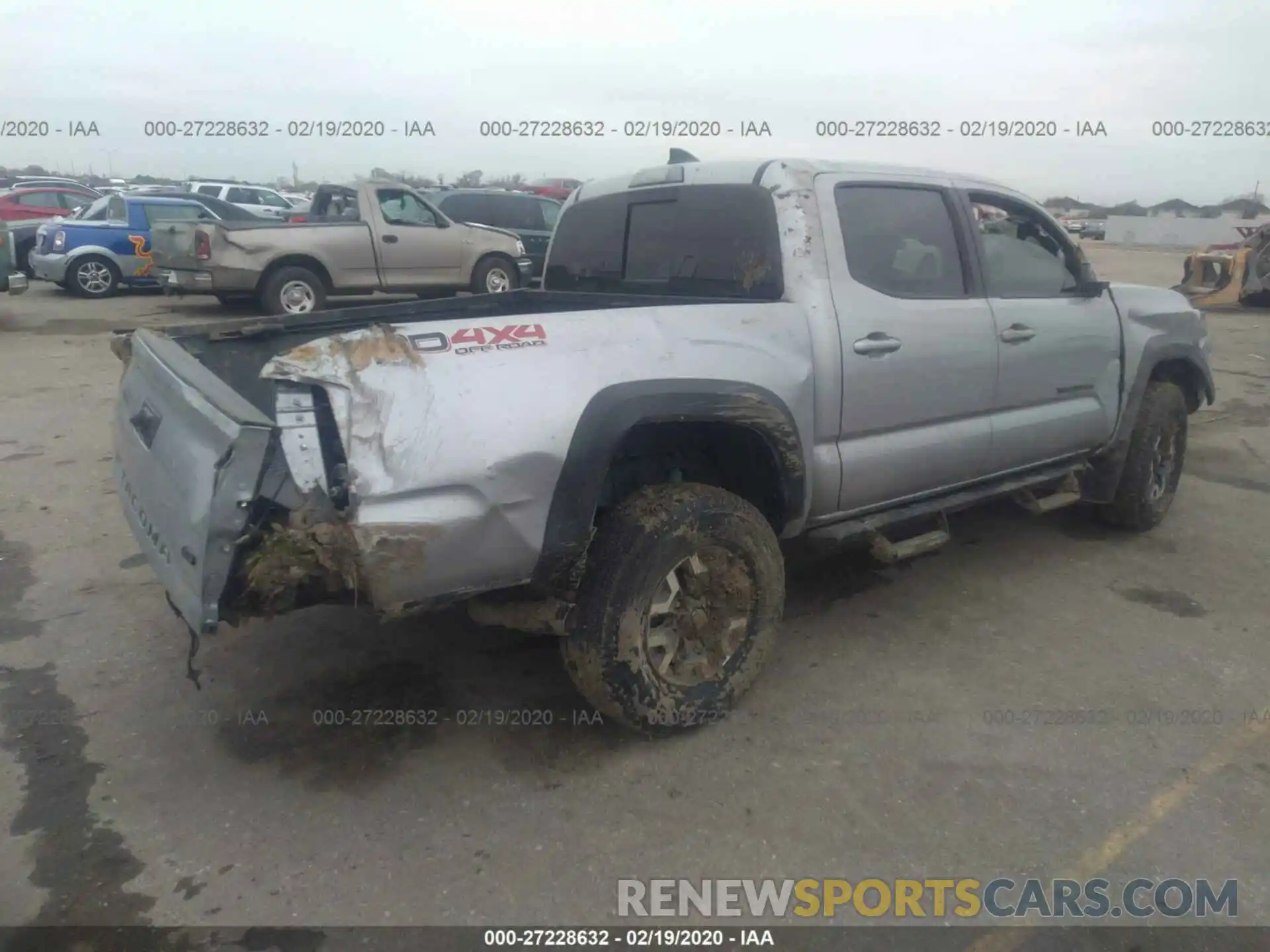 4 Фотография поврежденного автомобиля 3TMCZ5AN3KM233266 TOYOTA TACOMA 2019