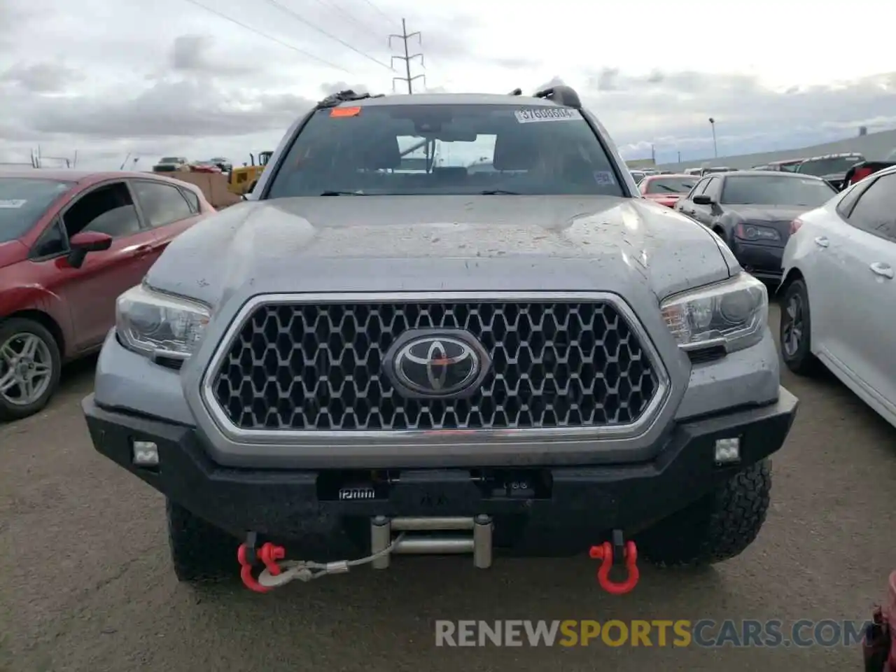 5 Photograph of a damaged car 3TMCZ5AN3KM233445 TOYOTA TACOMA 2019