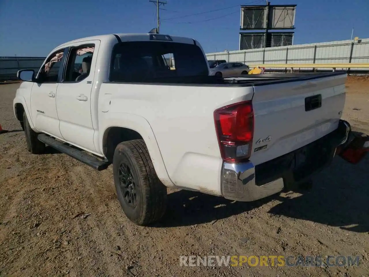 3 Photograph of a damaged car 3TMCZ5AN3KM235115 TOYOTA TACOMA 2019