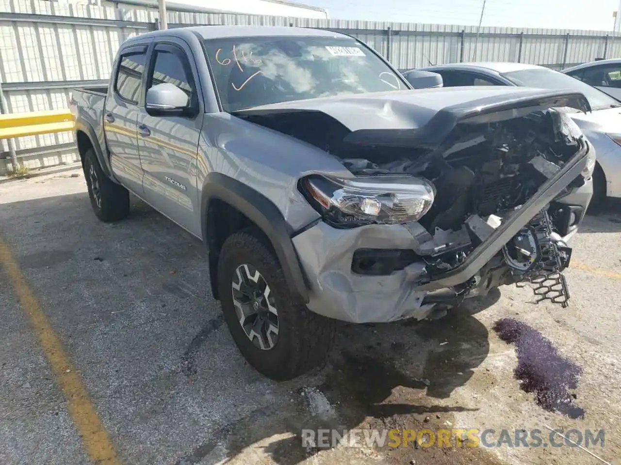 1 Фотография поврежденного автомобиля 3TMCZ5AN3KM238838 TOYOTA TACOMA 2019