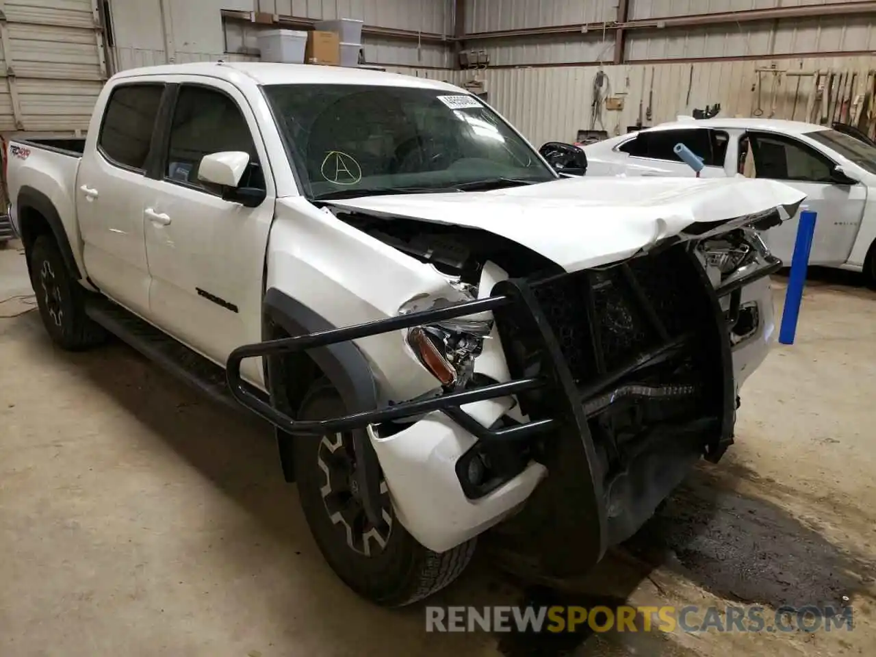 1 Photograph of a damaged car 3TMCZ5AN3KM242534 TOYOTA TACOMA 2019