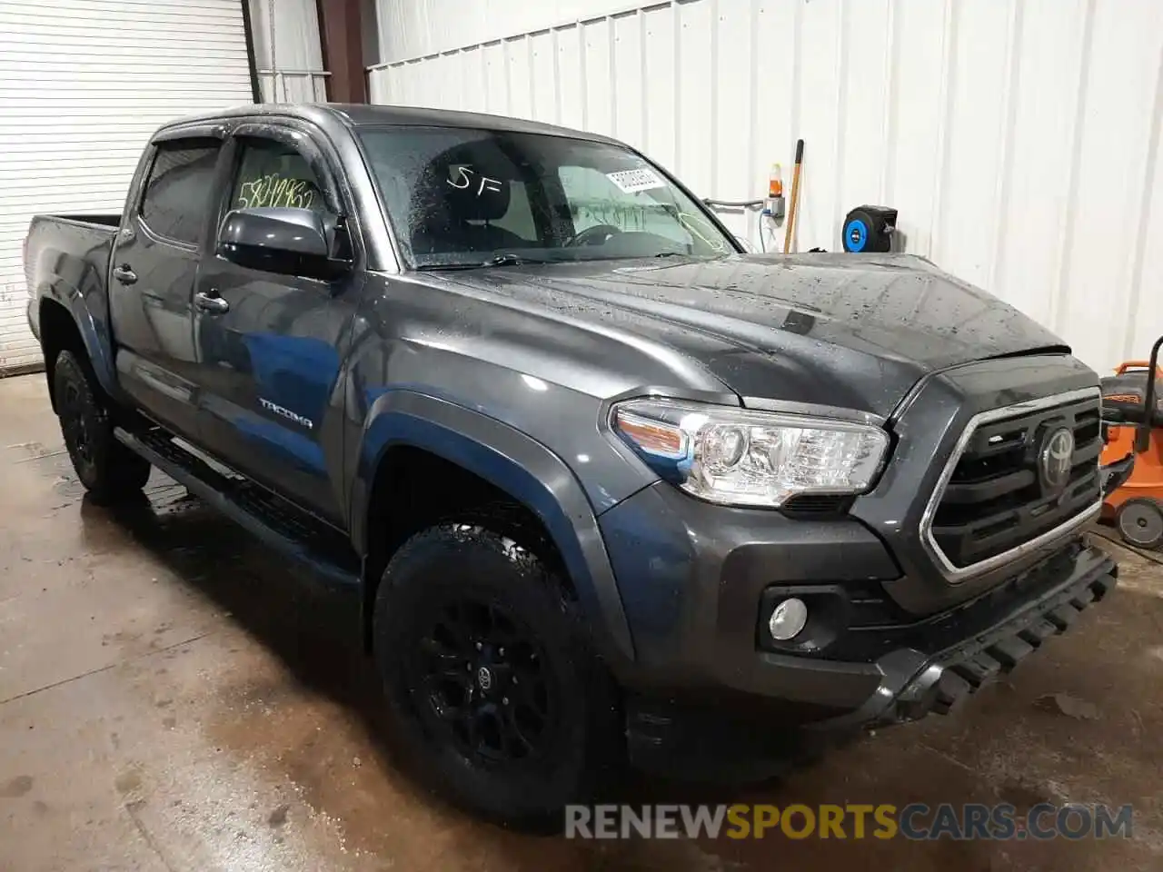 1 Photograph of a damaged car 3TMCZ5AN3KM247345 TOYOTA TACOMA 2019