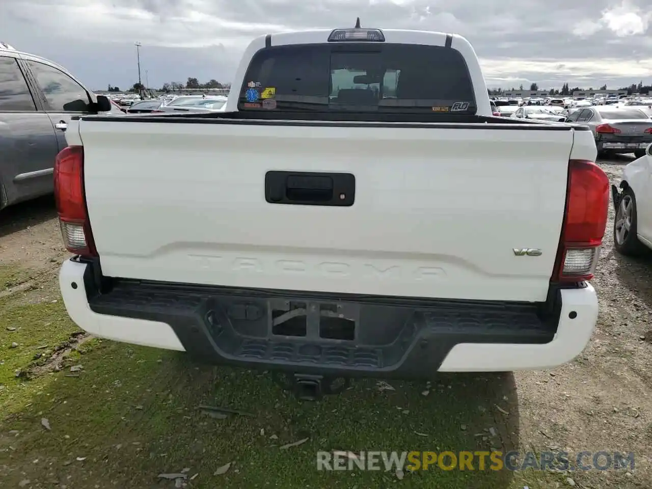 6 Photograph of a damaged car 3TMCZ5AN3KM253081 TOYOTA TACOMA 2019