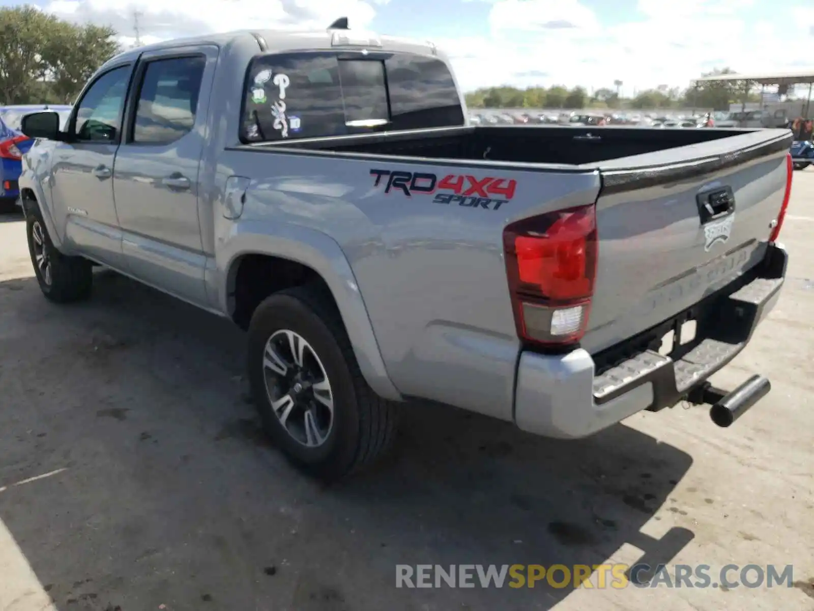 3 Photograph of a damaged car 3TMCZ5AN3KM254697 TOYOTA TACOMA 2019