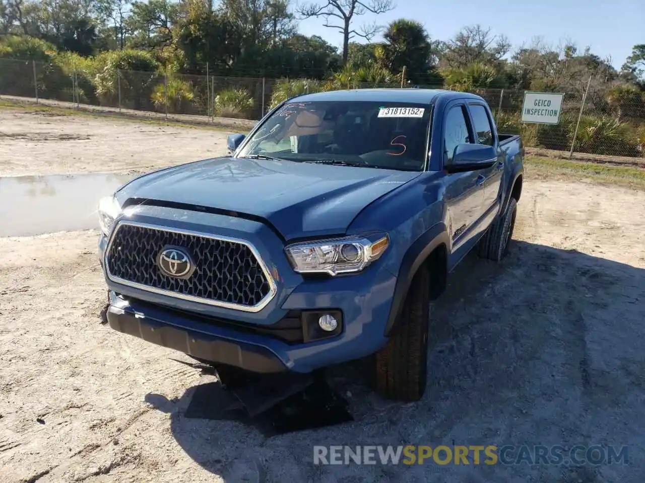 2 Photograph of a damaged car 3TMCZ5AN3KM260726 TOYOTA TACOMA 2019