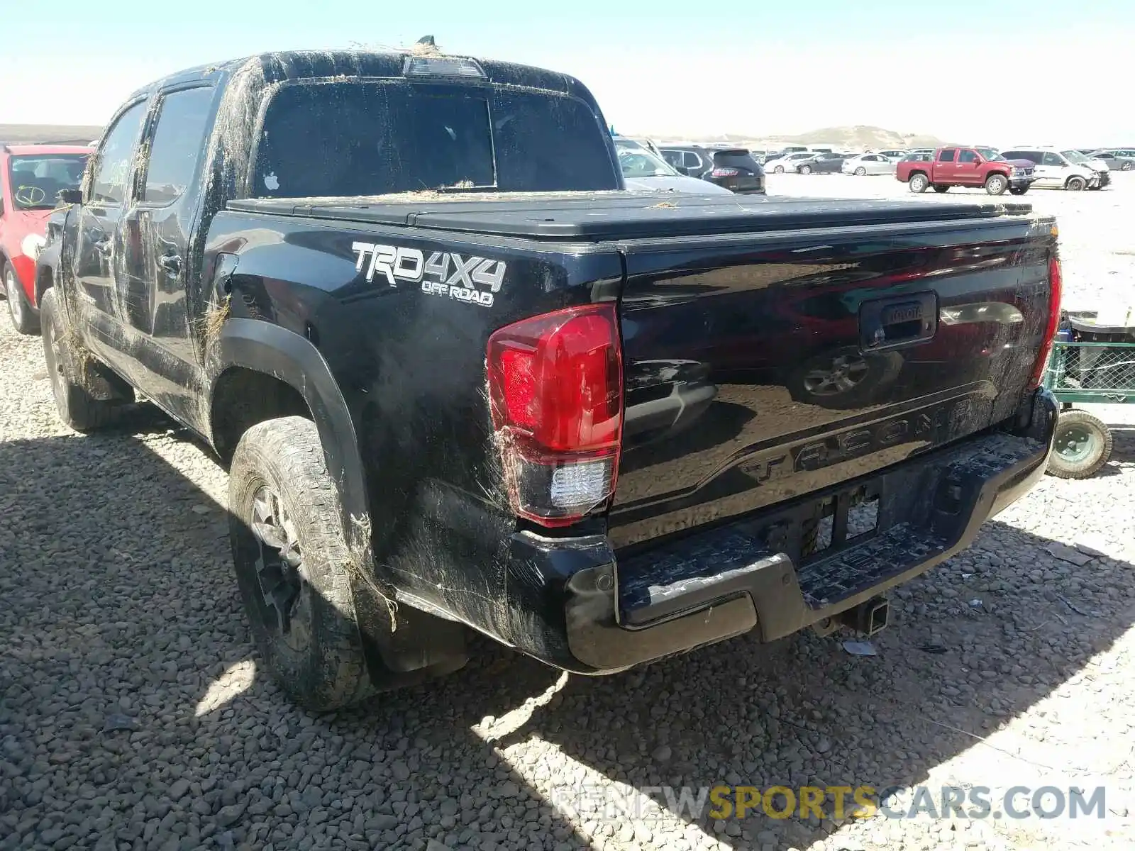 3 Photograph of a damaged car 3TMCZ5AN3KM262976 TOYOTA TACOMA 2019