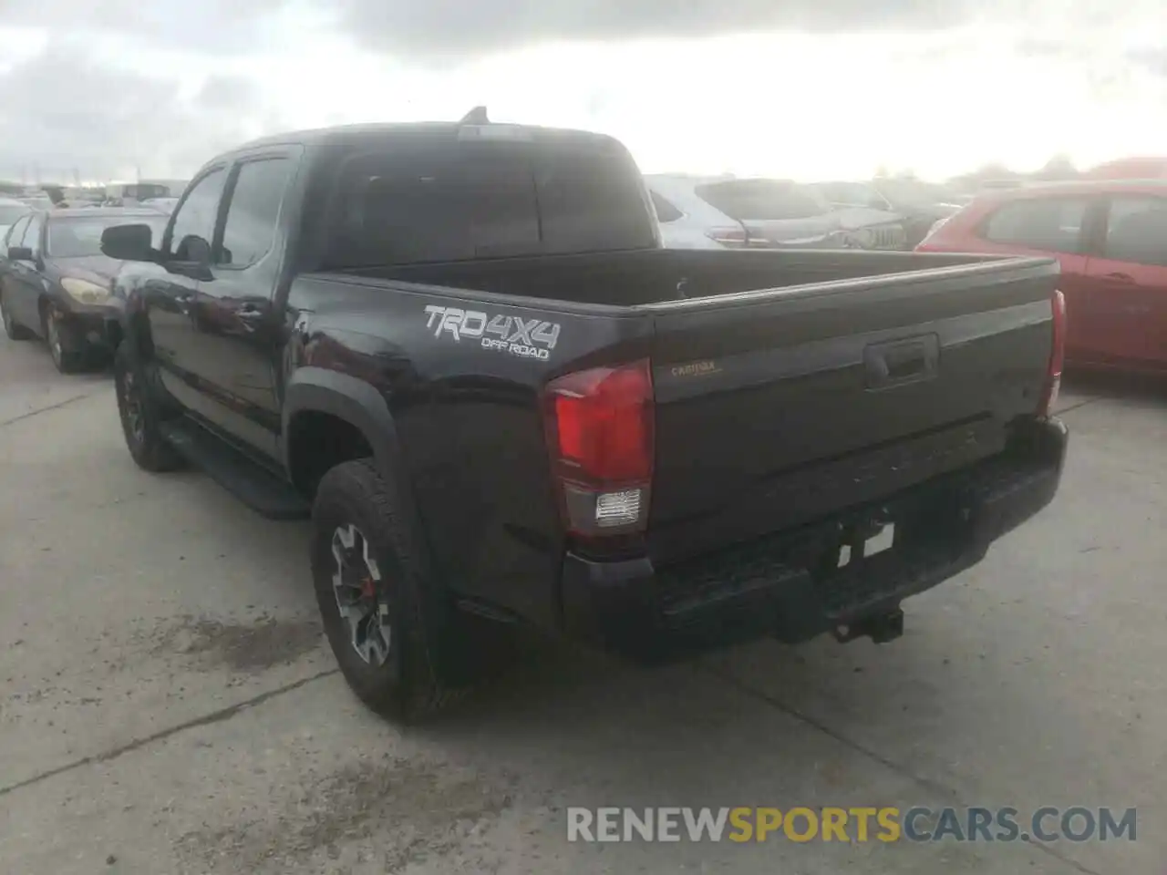 3 Photograph of a damaged car 3TMCZ5AN3KM263657 TOYOTA TACOMA 2019