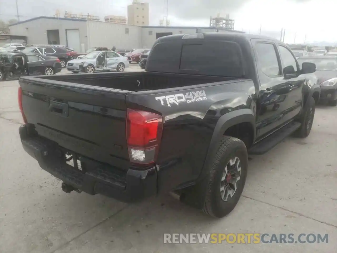 4 Photograph of a damaged car 3TMCZ5AN3KM263657 TOYOTA TACOMA 2019