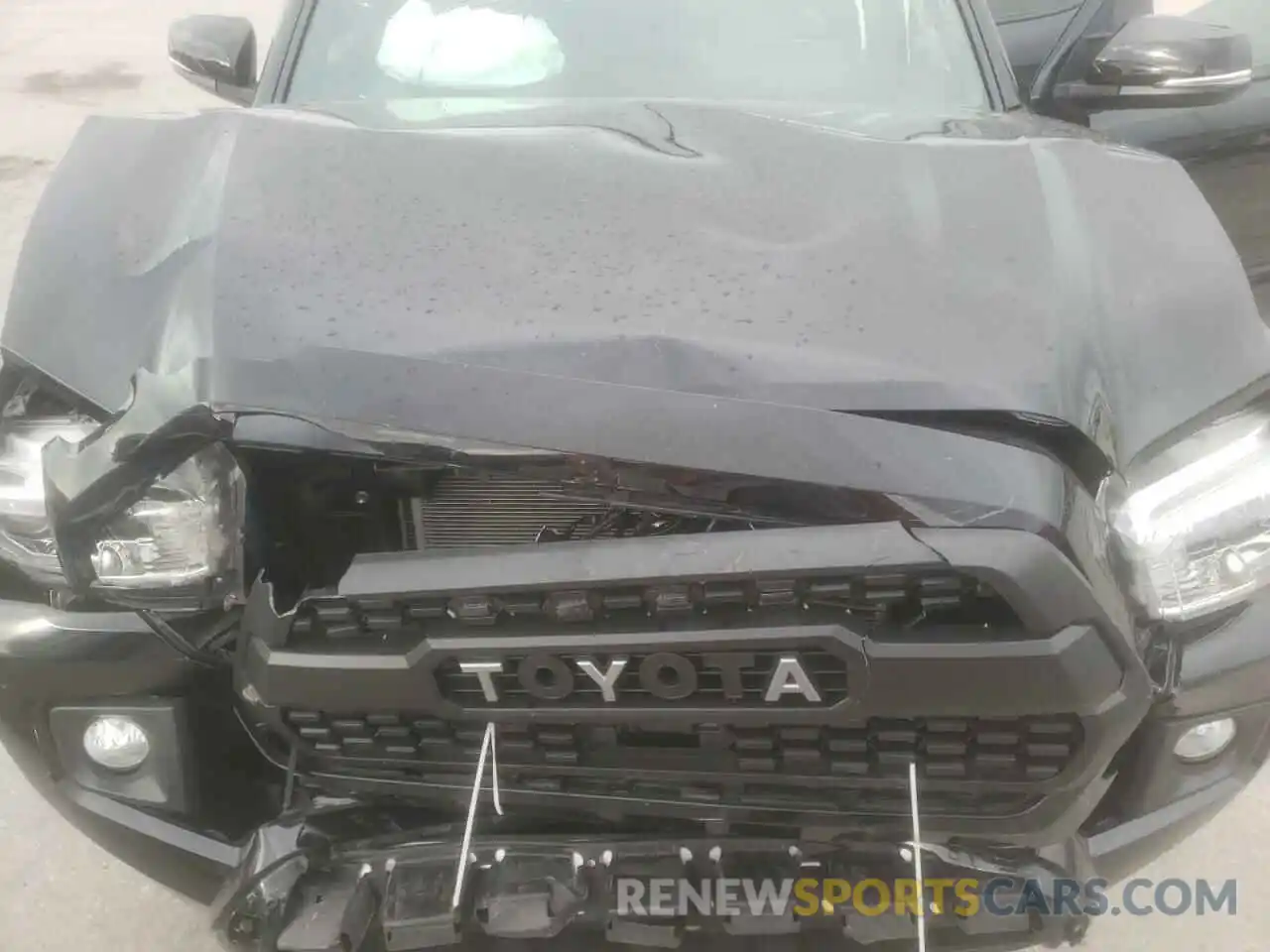 7 Photograph of a damaged car 3TMCZ5AN3KM263657 TOYOTA TACOMA 2019