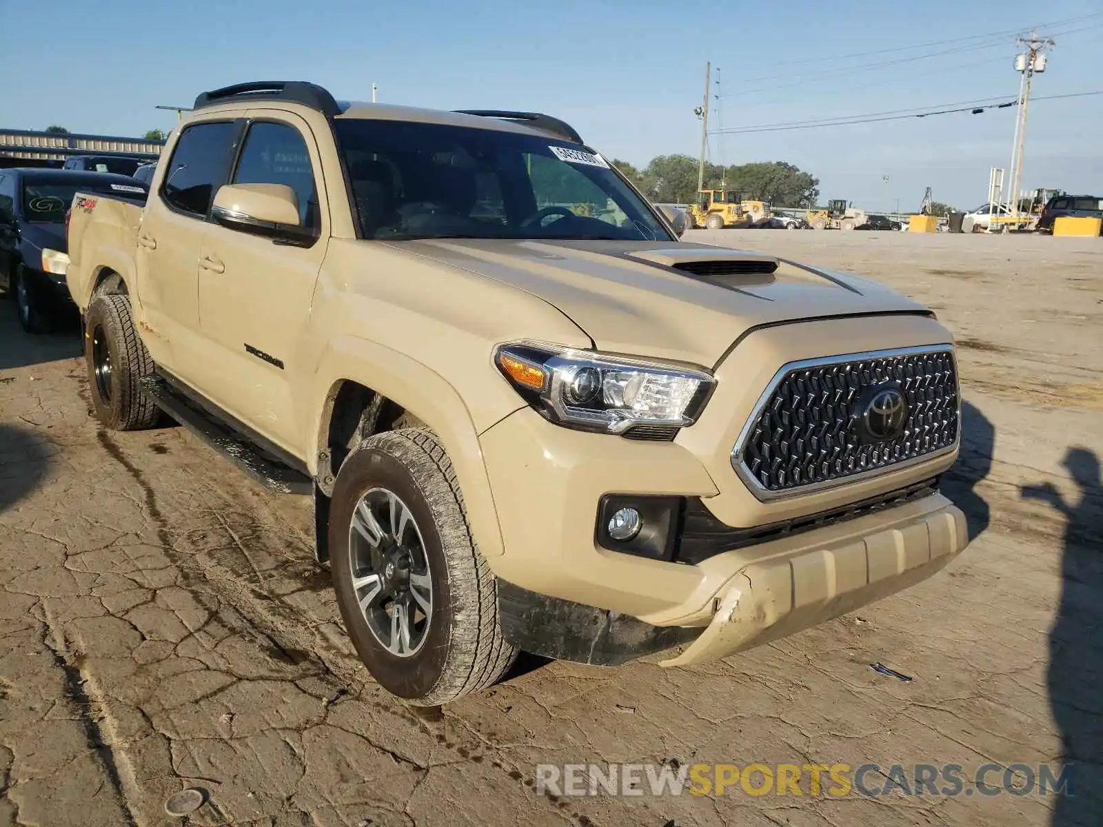 1 Photograph of a damaged car 3TMCZ5AN3KM266610 TOYOTA TACOMA 2019