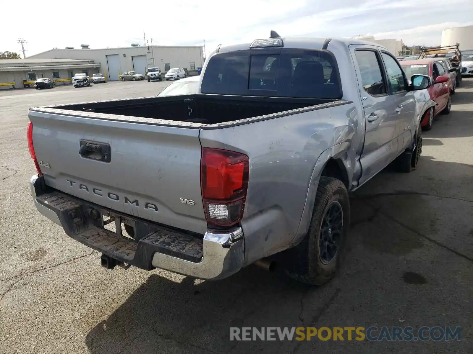 4 Photograph of a damaged car 3TMCZ5AN3KM269099 TOYOTA TACOMA 2019