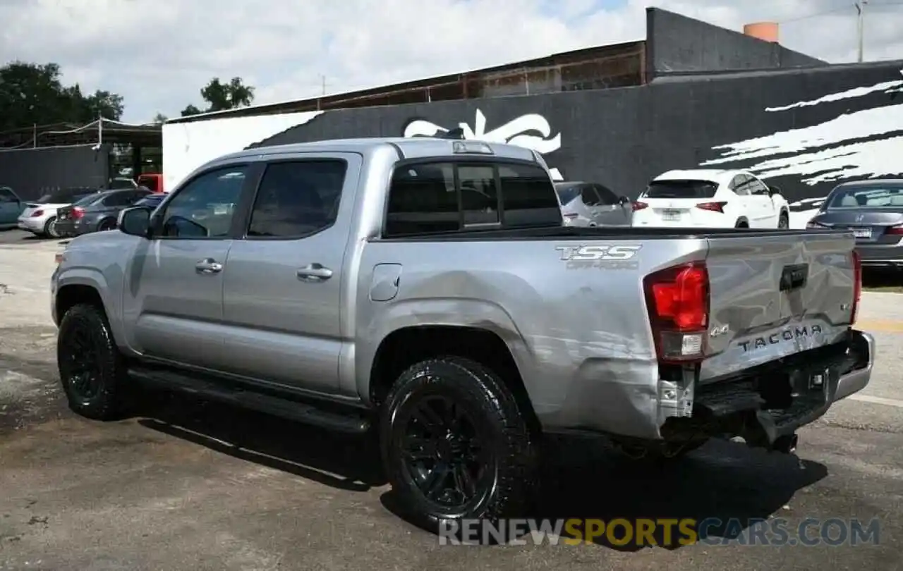 3 Photograph of a damaged car 3TMCZ5AN3KM270768 TOYOTA TACOMA 2019