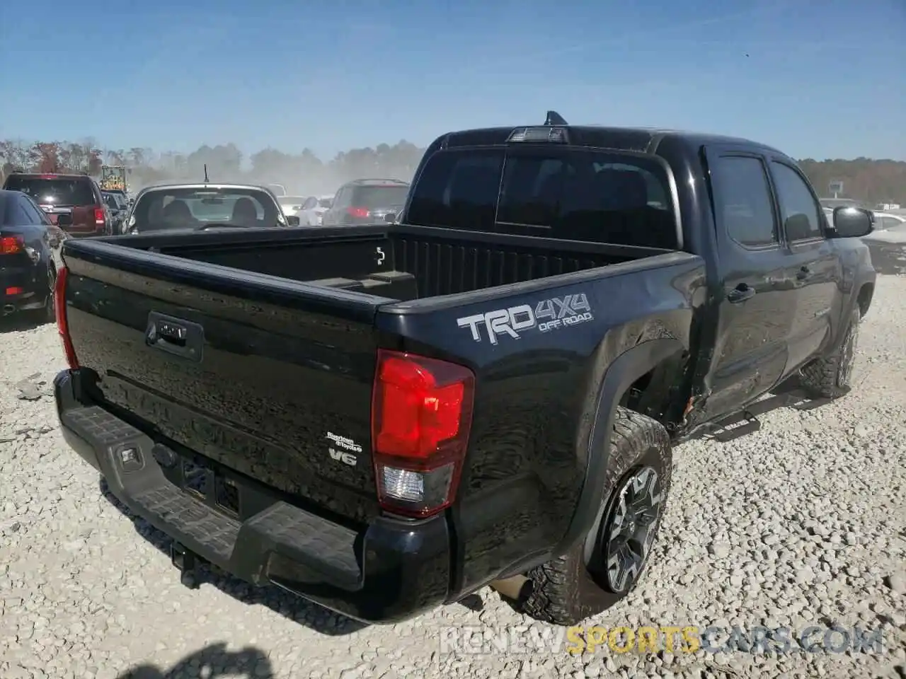 4 Фотография поврежденного автомобиля 3TMCZ5AN3KM271855 TOYOTA TACOMA 2019